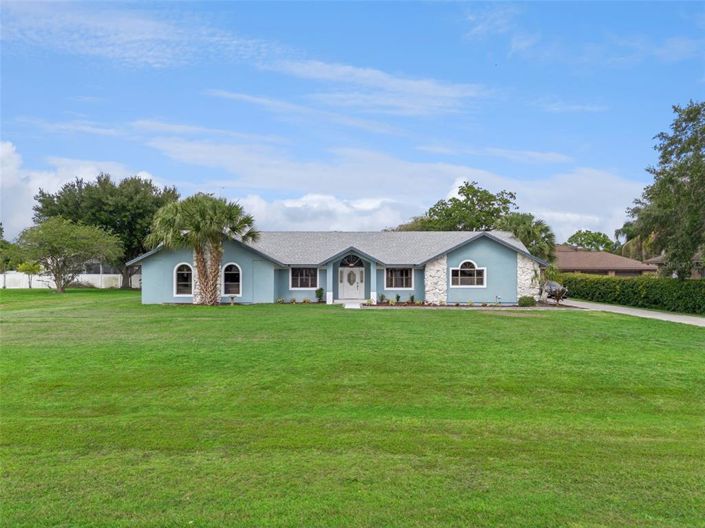 Image No.2-3 Bed House for sale