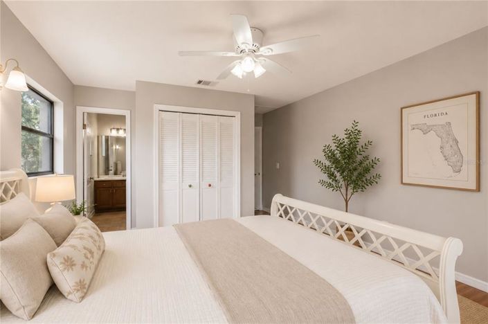 Image No.30-3 Bed House for sale
