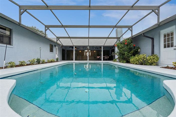 Image No.37-3 Bed House for sale