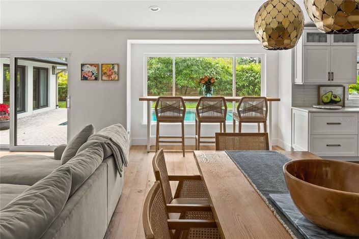 Image No.5-4 Bed House for sale