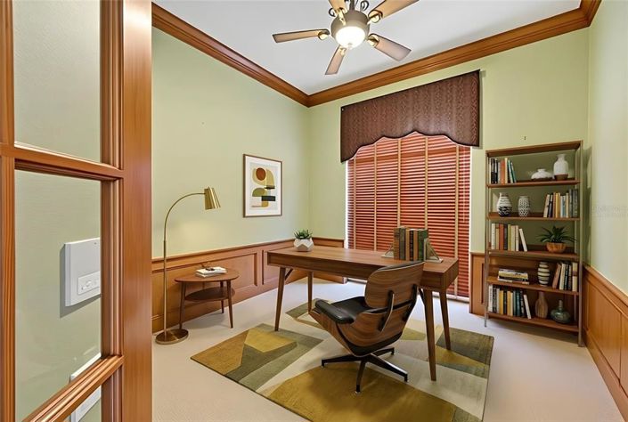 Image No.18-5 Bed House for sale
