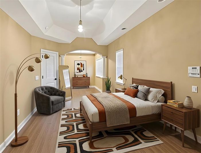 Image No.7-5 Bed House for sale