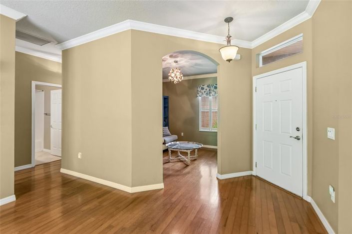 Image No.4-2 Bed House for sale
