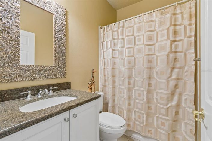 Image No.41-2 Bed House for sale