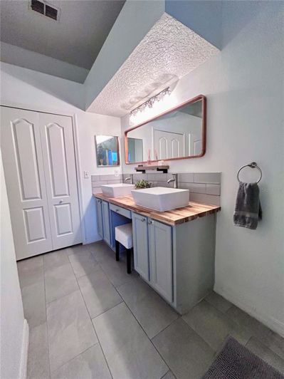 Image No.11-4 Bed House for sale