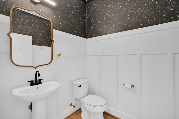 Image No.6-5 Bed House for sale