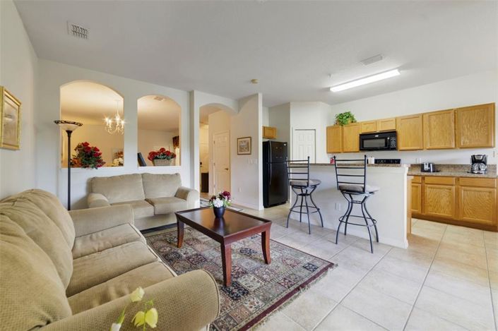 Image No.14-3 Bed Townhouse for sale