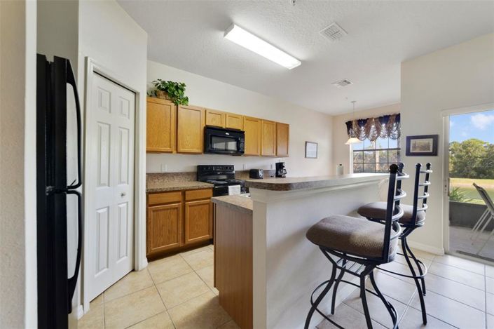 Image No.18-3 Bed Townhouse for sale