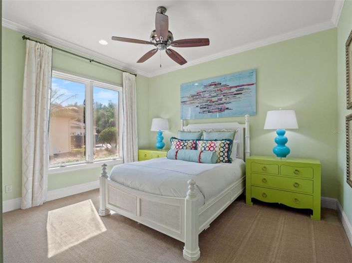 Image No.45-4 Bed House for sale