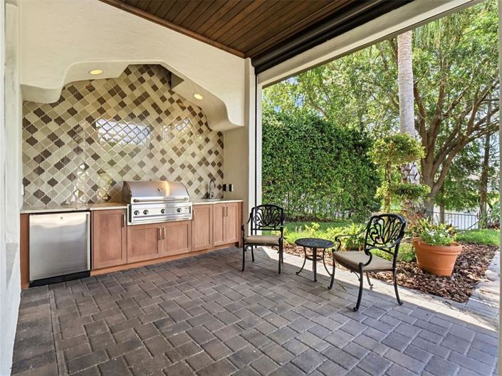 Image No.56-4 Bed House for sale