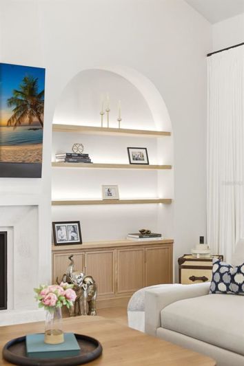 Image No.8-5 Bed House for sale