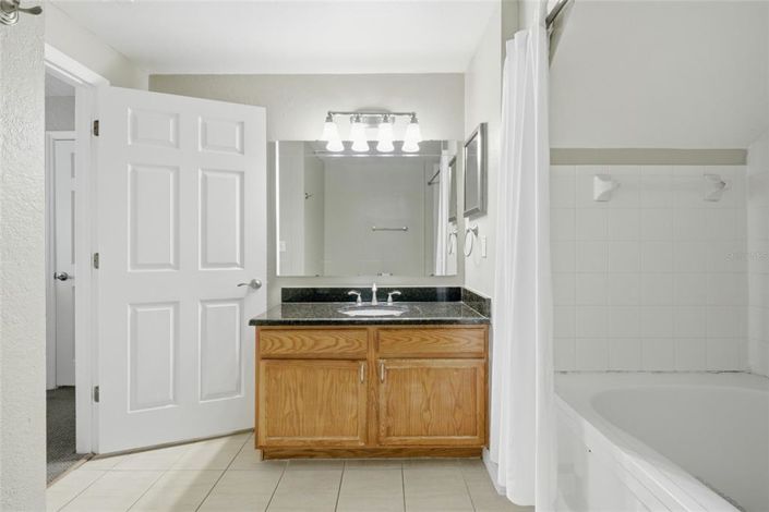 Image No.14-3 Bed Apartment for sale