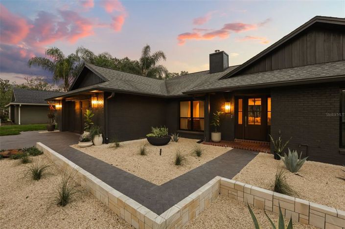 Image No.9-4 Bed House for sale