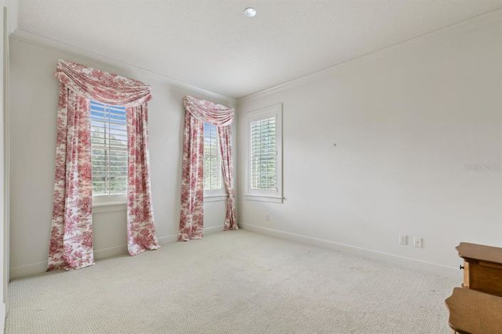 Image No.16-4 Bed House for sale