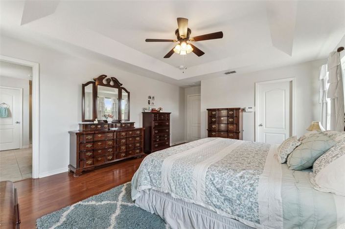 Image No.19-4 Bed House for sale