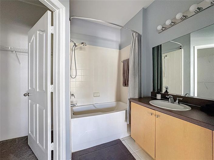 Image No.22-3 Bed Apartment for sale