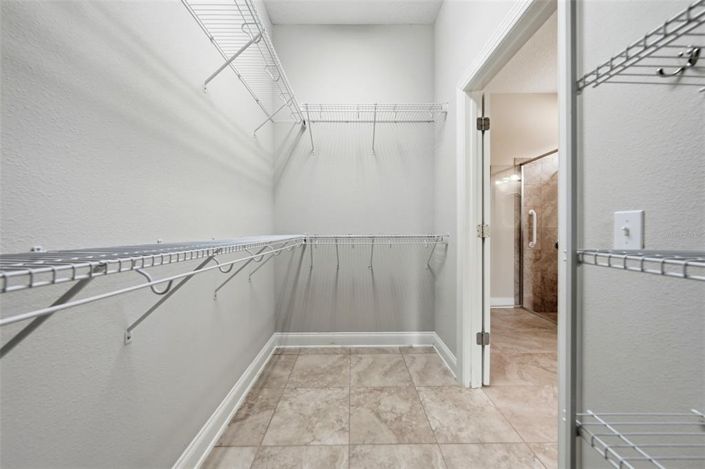 Image No.23-4 Bed House for sale