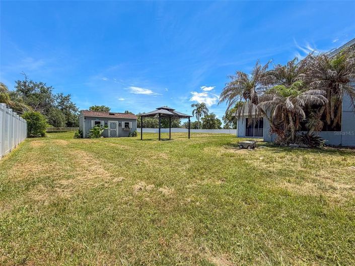 Image No.32-4 Bed House for sale