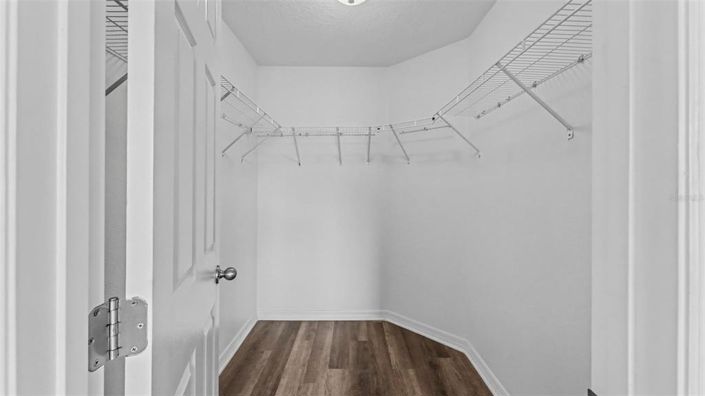 Image No.25-3 Bed House for sale