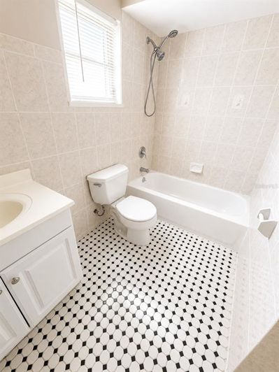 Image No.19-3 Bed House for sale
