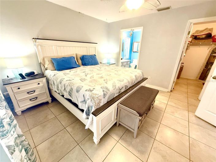 Image No.18-3 Bed House for sale