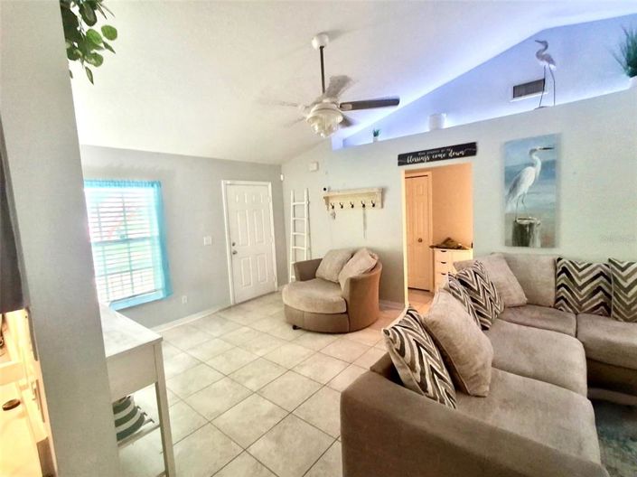Image No.3-3 Bed House for sale