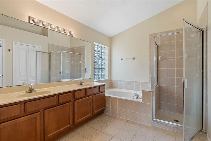 Image No.6-3 Bed House for sale