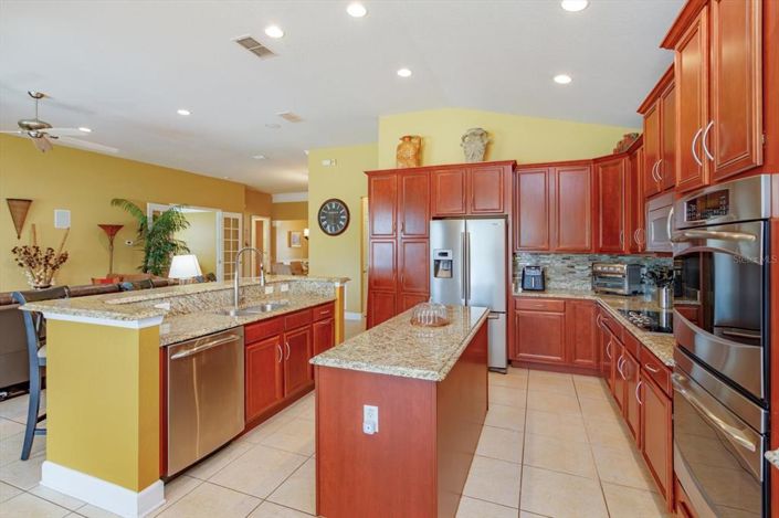 Image No.9-3 Bed House for sale