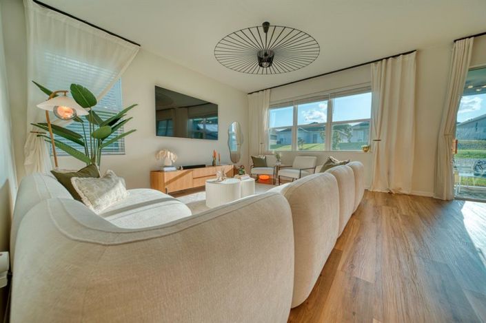 Image No.29-5 Bed House for sale