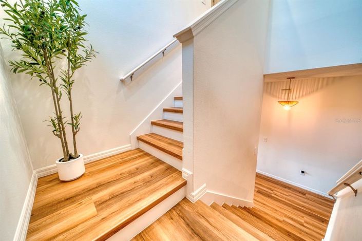 Image No.41-5 Bed House for sale