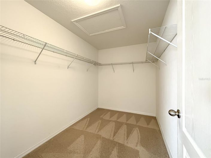 Image No.36-3 Bed Townhouse for sale