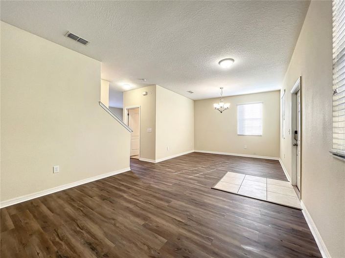 Image No.6-3 Bed Townhouse for sale