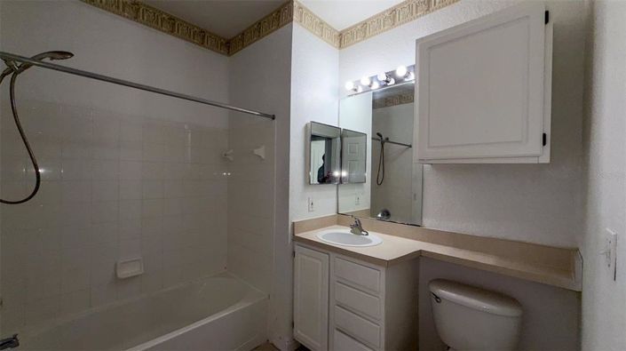 Image No.18-2 Bed Apartment for sale