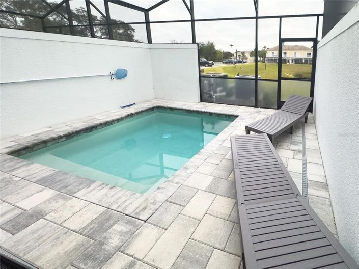 Image No.19-3 Bed Townhouse for sale