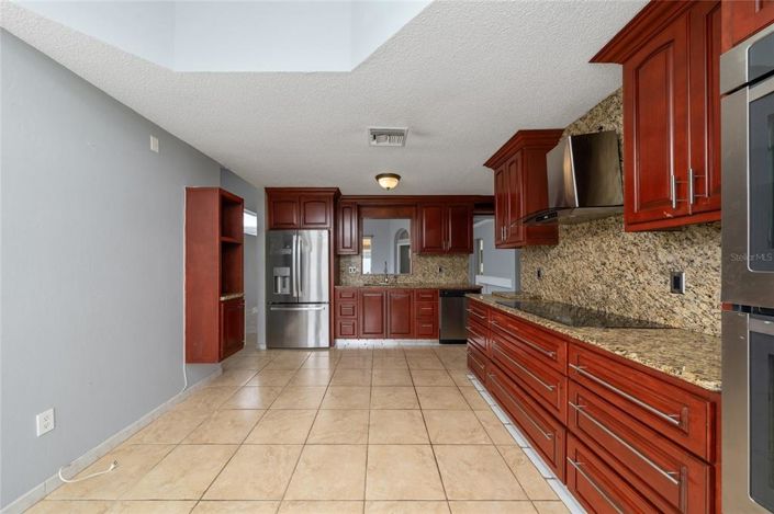 Image No.3-3 Bed House for sale