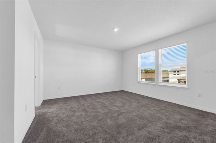 Image No.27-4 Bed House for sale