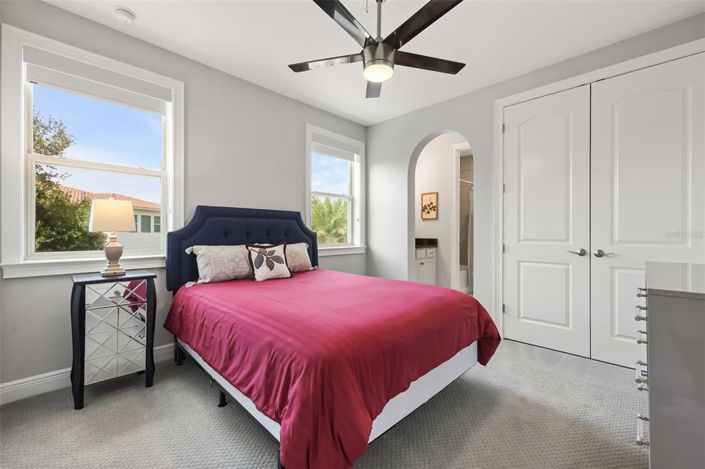 Image No.44-6 Bed House for sale