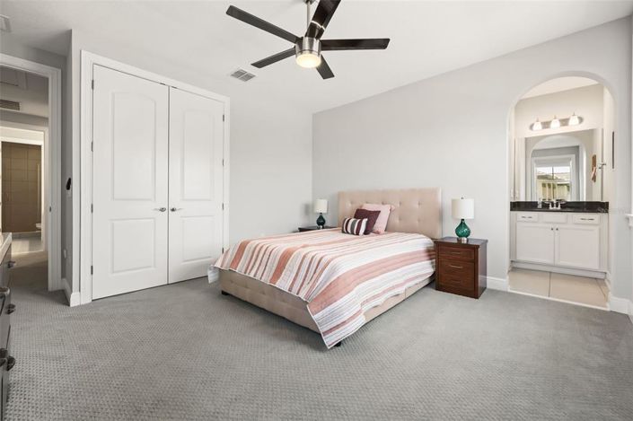 Image No.48-6 Bed House for sale