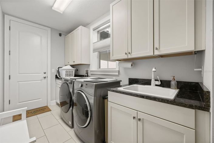 Image No.52-6 Bed House for sale