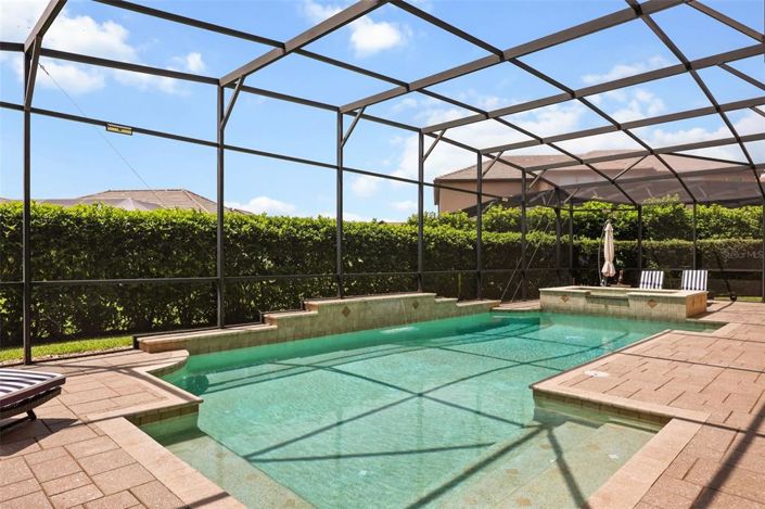Image No.53-6 Bed House for sale