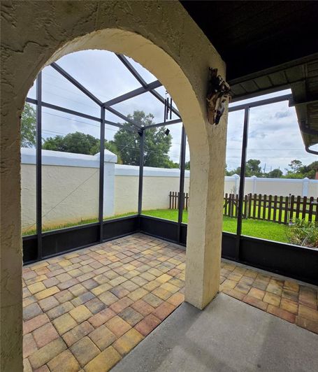 Image No.27-2 Bed House for sale