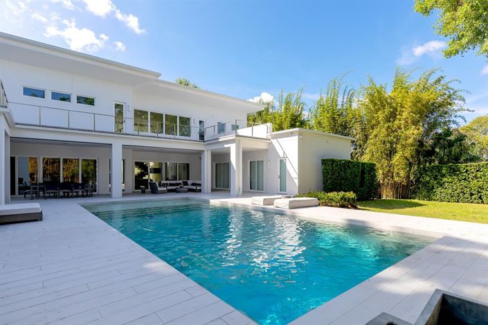 Image No.46-4 Bed House for sale