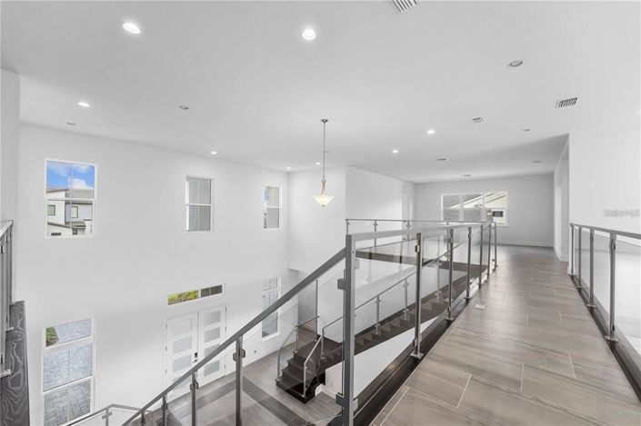 Image No.29-6 Bed House for sale