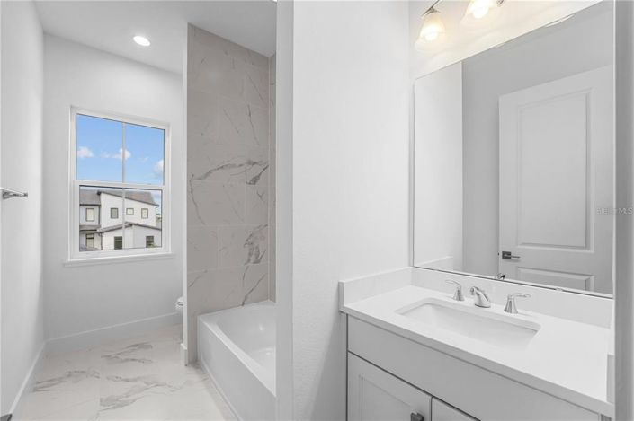 Image No.43-6 Bed House for sale