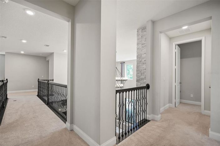 Image No.27-5 Bed House for sale