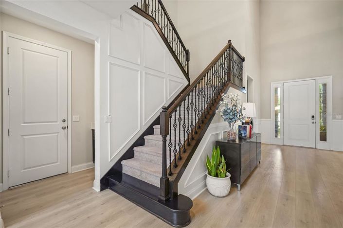 Image No.3-5 Bed House for sale