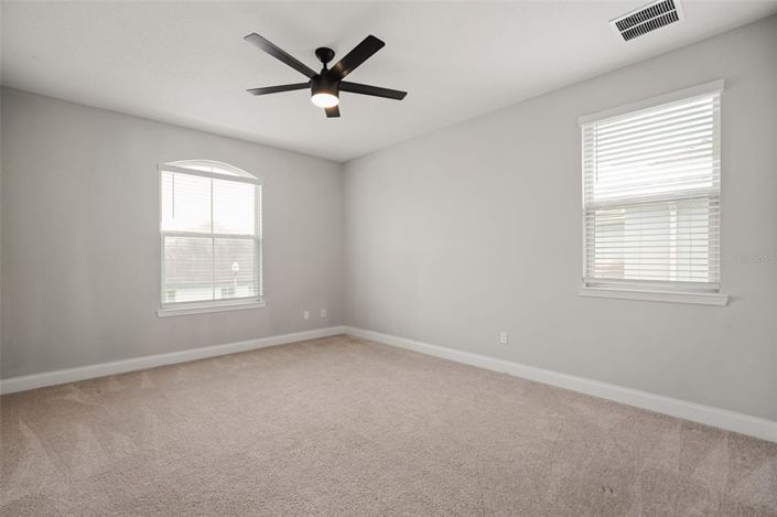 Image No.37-5 Bed House for sale