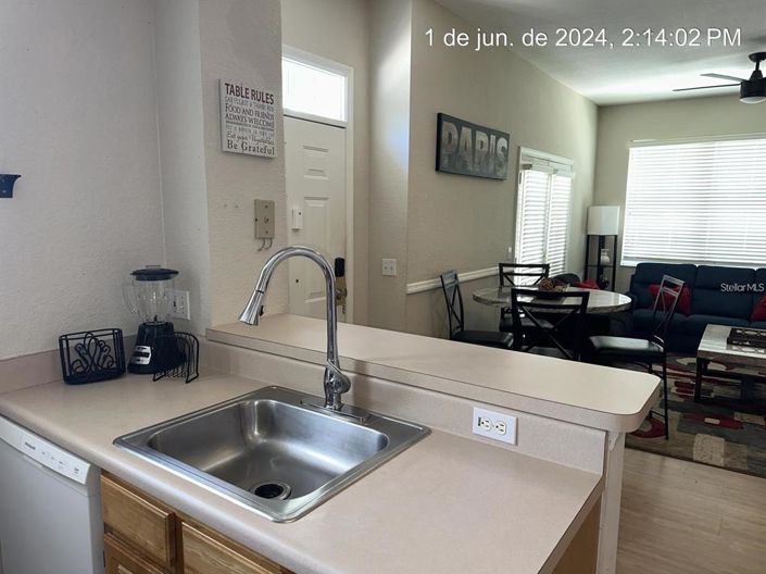 Image No.3-4 Bed Townhouse for sale