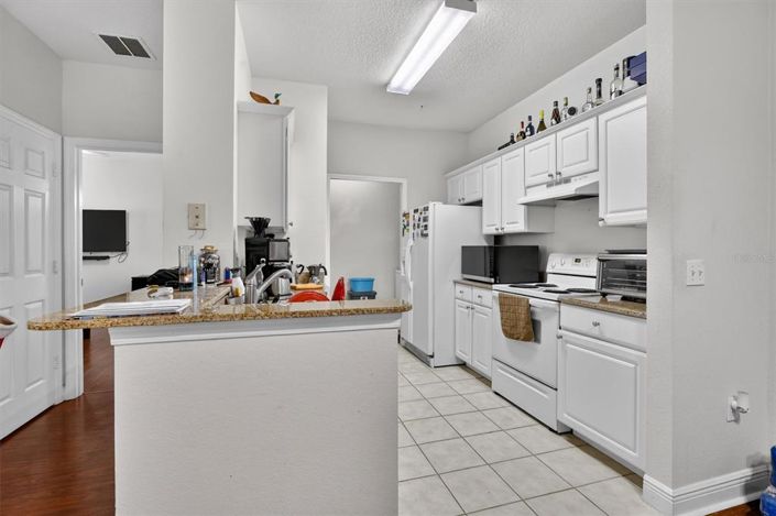 Image No.15-2 Bed Apartment for sale