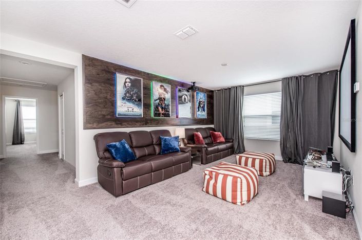 Image No.20-6 Bed House for sale